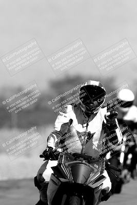 media/Nov-06-2023-Moto Forza (Mon) [[ce023d0744]]/4-Beginner Group/Session 3 (Track Exit)/